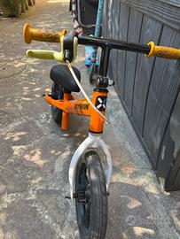 Bicicletta senza pedali