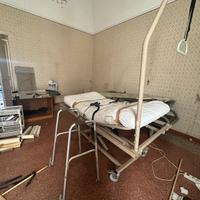 Letto ospedaliero elettrico