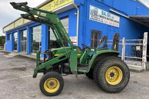 john deere 4600 con caricatore JD460-no accessori-