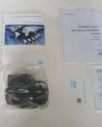 STM8/128-EV/TS kit STM microprocessori 8 16 32 bit