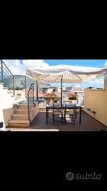 Trilocale arredato a 500 mt da spiaggia Mondello