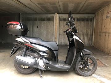 Honda SH 300 km 23000