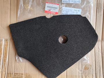 CUSCINO SOTTOCARENATURA SINISTRO ORIGINALE SUZUKI 