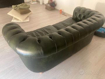 DIVANO CHESTERFIELD