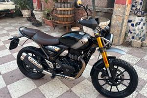 Triumph Scrambler 400X