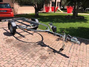 Rimorchio moto d'acqua