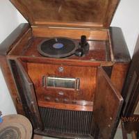 Radio giradischi Inca Radio anni 30