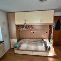 cameretta  con 2 ponti e 2 letti