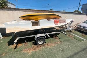 Carrello e carena gommone