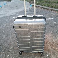 6 trolley da 20 a 30 euro 