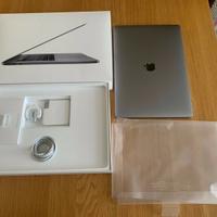 Macbook Pro 2018 i7 16gb 512gb (batteria Nuova!)