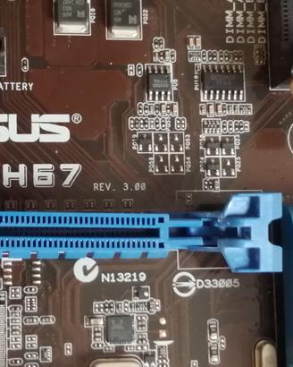 Scheda madre ASUS P8H67 Soket 1155, + CPU Core I7