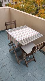 tavolo tavolino pieghevole con sedie