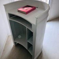 Podio-cassa ex farmacia antica