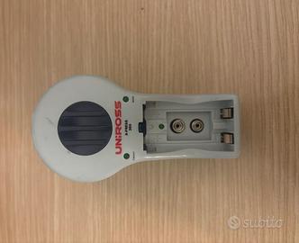 Carica pile/batterie ricaricabili