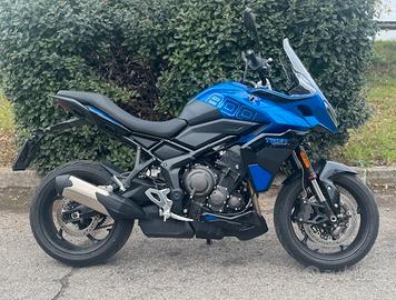 Triumph Tiger 800