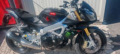 aprilia tuono v4 1000
