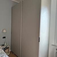 armadio grigio a 2 ante scorrevoli come nuovo 