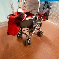 Passeggino e culla di prenatal borsa e un tris