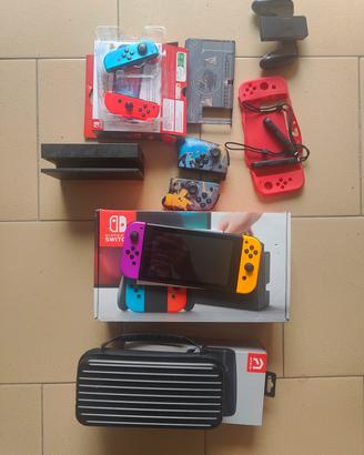 Nintendo switch+ due giochi e accessori 