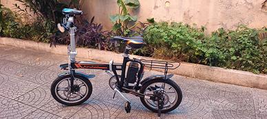 Bicicletta elettrica pieghevole Airwheel R5