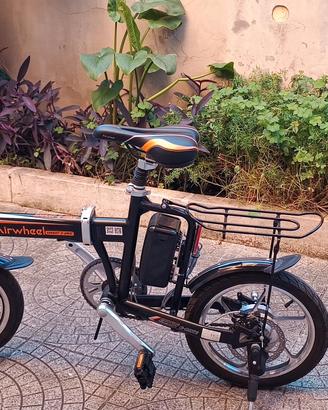 Bicicletta elettrica pieghevole Airwheel R5