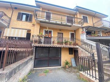 Labico: villino a schiera centrale