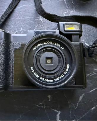 Fotocamera digitale compatta zoom 4x – funzionante