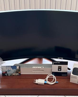Set completo gaming e allenamenti indoor immersivi
