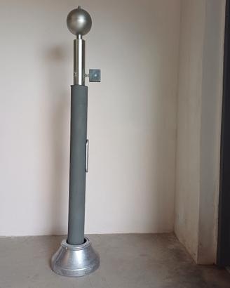 Testa palo con sfera D.150 porta bandiera