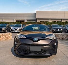 Toyota CH R in garanzia e appena tagliandata