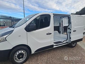 Renault trafic doppia porta laterale km105000 2019