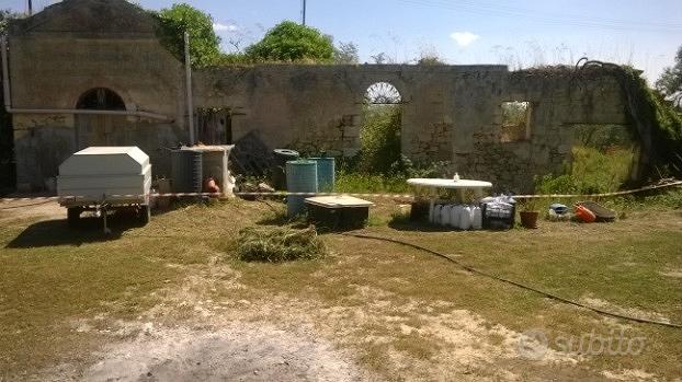 Terreno con fabbricato - Vista 2