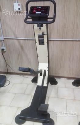 Attrezzo palestra Step professionale