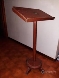 Leggio anni '50 in legno