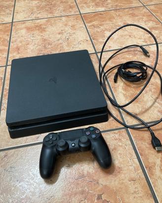 Playstation 4 slim + joystick+ 9 videogiochi