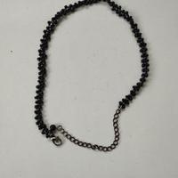 collana girocollo di perline nere
