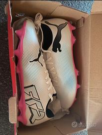 Scarpini da calcio tacchetti in ferro