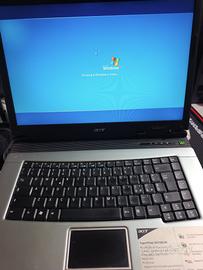 Computer Acer TravelMate 4021