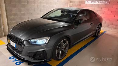audi A5 S-line  myld Hybrid 204 CV Diesel