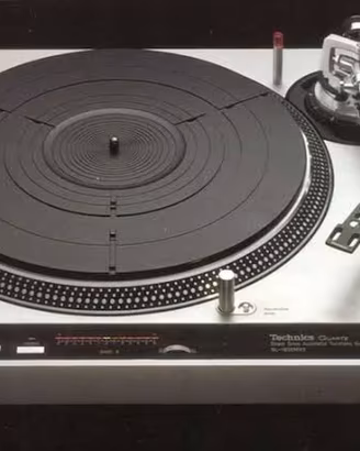 Technics SL-1600 MK2 Direct Drive Quartz