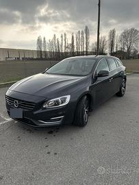 Volvo v60 d4