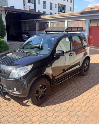 Daihatsu Terios 1.5 4WD BLACK