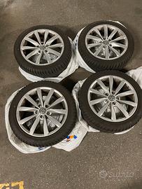 Cerchi in Lega 17” VW Golf VII Originali con Gomme