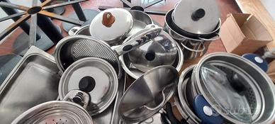 set 27 pz tra pentole, rostiere, alcune  induzione