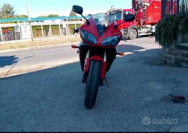Yamaha yzf r1 2004