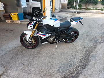 bmw s1000r del 2018