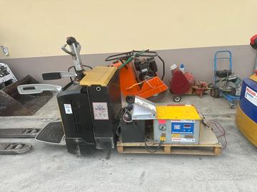 Transpallet elettrico Caterpillar