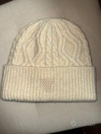 Cappello berretto invernale Guess