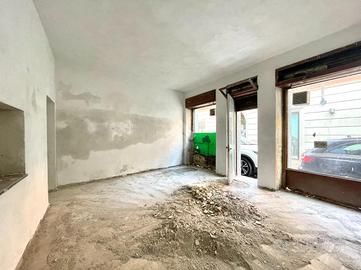 NEGOZIO A BORGOMANERO